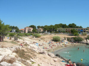 Se baigner sur la côte bleue - Plage de Caro