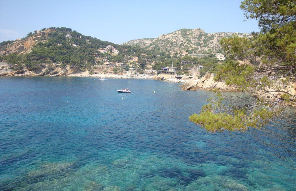 Photo de la calanque de Méjean